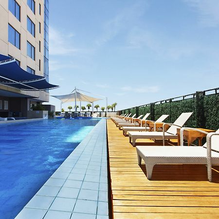 מלון מונטינלופה The Bellevue Manila מראה חיצוני תמונה