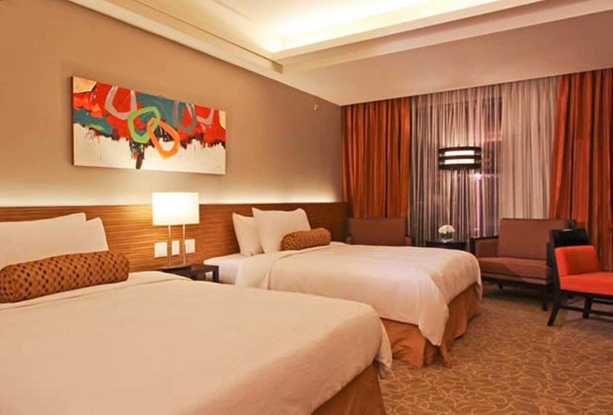 מלון מונטינלופה The Bellevue Manila מראה חיצוני תמונה