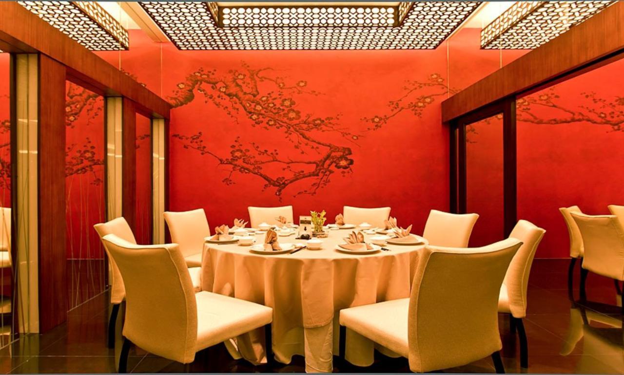 מלון מונטינלופה The Bellevue Manila מראה חיצוני תמונה
